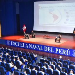 Conversatorio “Tendencias Estratégicas Globales” con especialistas del Centro de Desarrollo de Conceptos y Doctrina del Ministerio de Defensa del Reino Unido